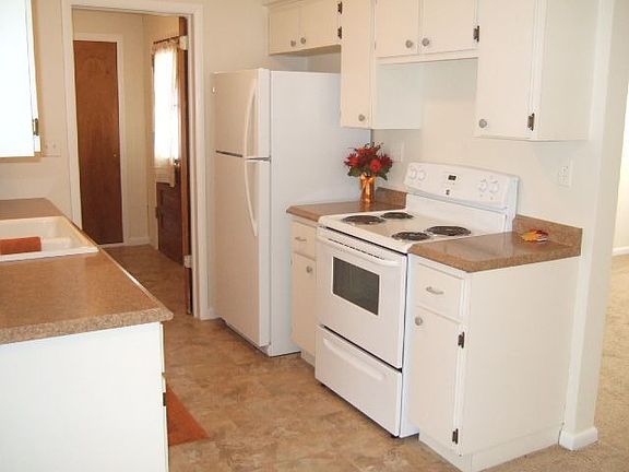 3rd image of 38 S Jeffery St