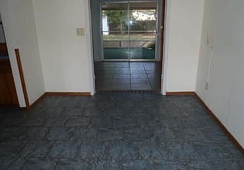 4th image of 2704 36th Ave W