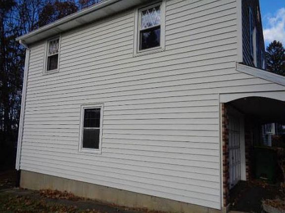 3rd image of 79 Westbrook Dr