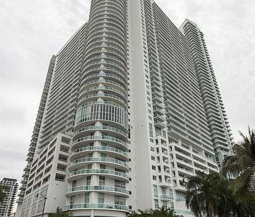 3rd image of 1800 N Bayshore Dr APT 3112