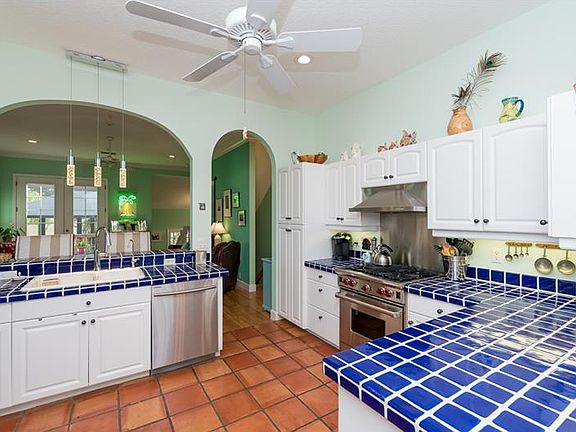 4th image of 466 Ceil Ct