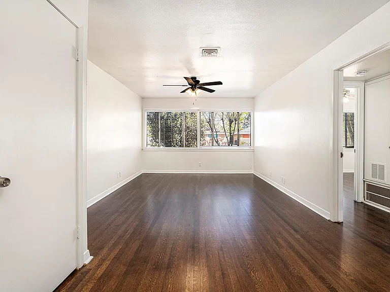 6325 Rowan Ln — Photo 3