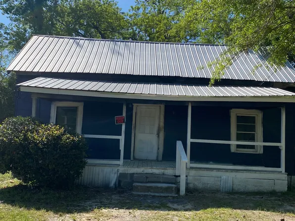 508 Georgia St, Dublin, GA 31021