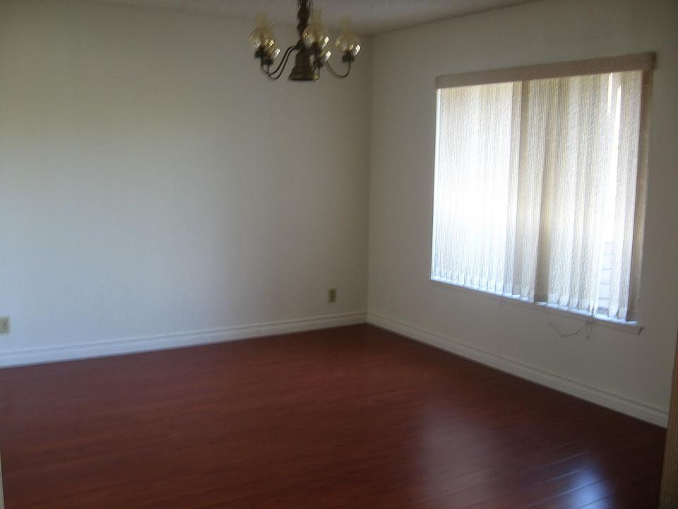 1st image of 1321 Oahu St