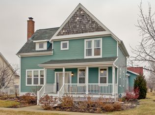 1530 Levi Baxter St, Grayslake, IL 60030