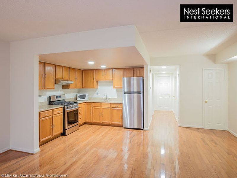 1st image of 64 E 119th St Fl 1