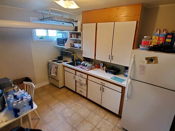 4th image of 105 Lillooet St W #107