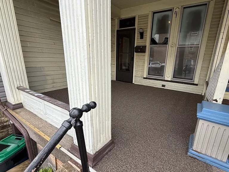 48 S Vine St — Photo 2