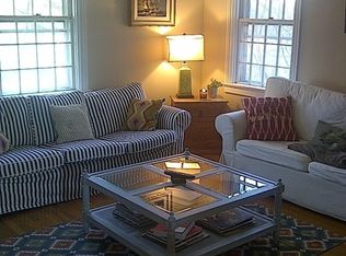 2 Osborne Ct APT 3, Newport, RI 02840