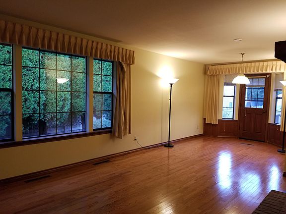 3rd image of 14010 SE 18th Pl