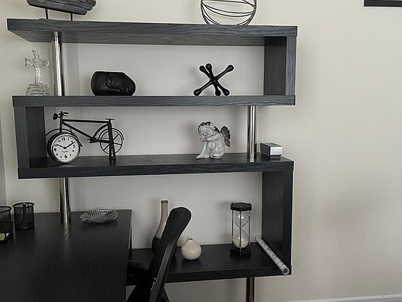 5th image of 3930 214th Pl APT 1B