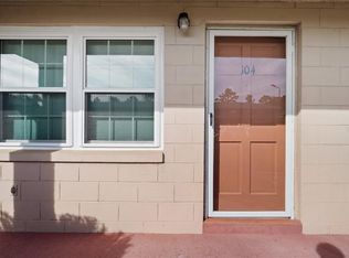 1100 E Caroline St APT 104, Tavares, FL 32778