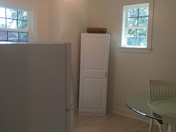 4th image of 7623 Freret St #2