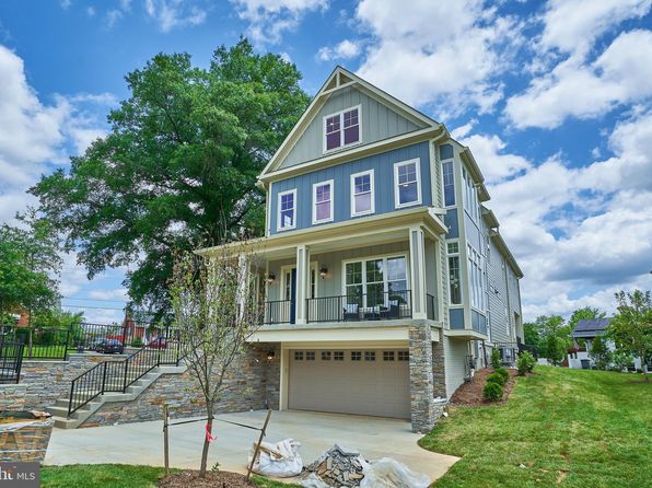 7017 Ridge Dr, Alexandria, VA 22306