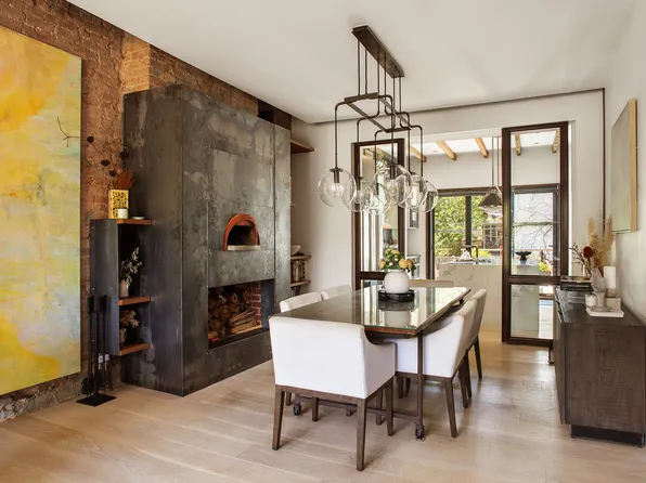 47 Wolcott Street image 3 of 22