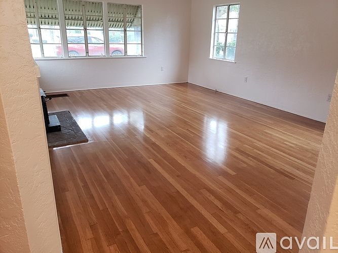 1st image of 2725 N Fruit Ave