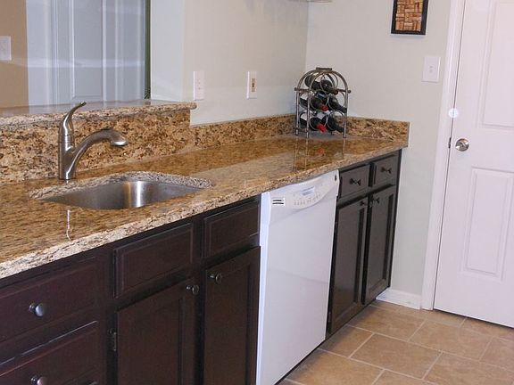 3rd image of 5700 Shadwell Ct Unit 83