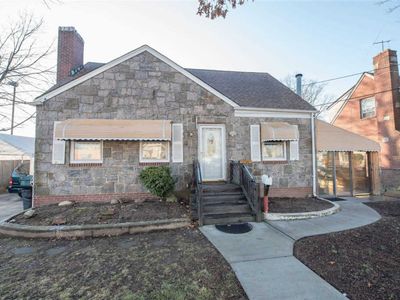 9 W Clinton Ave, Roosevelt, NY, 11575