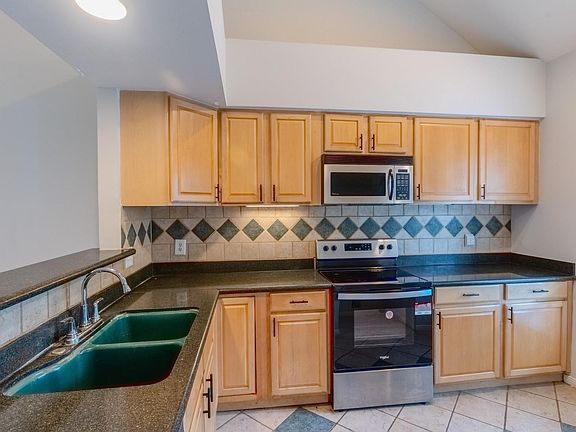3rd image of 4144 Greystone Way APT 702
