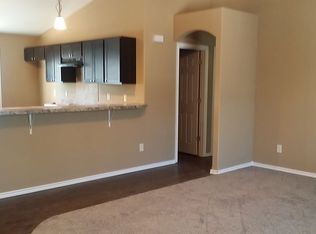 5583 W Newell St, Wichita, KS 67212