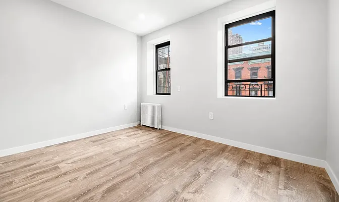 Rented by REAL New York | media 17