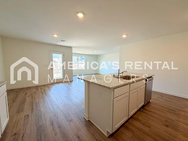 9230 Parkway Gardens Loop — Photo 21