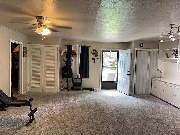 3rd image of 509 23rd Ave N