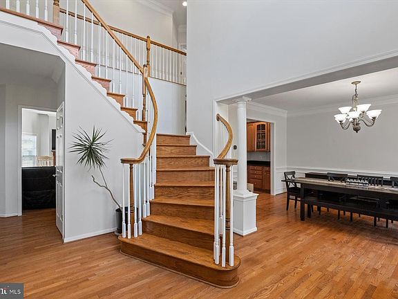 2nd image of 5570 Cattail Ct