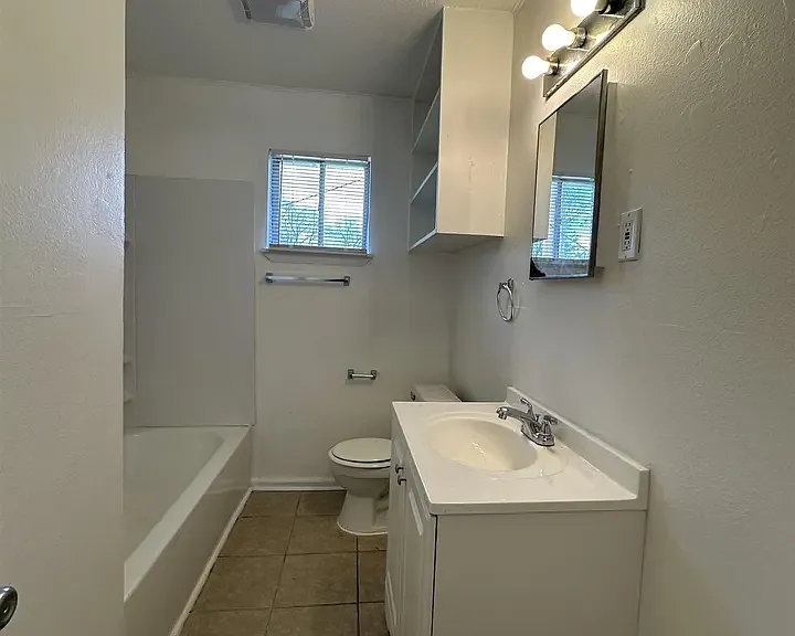 204 & 206 Smart St #204 — Photo 7
