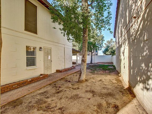 Private Entrance behind gate