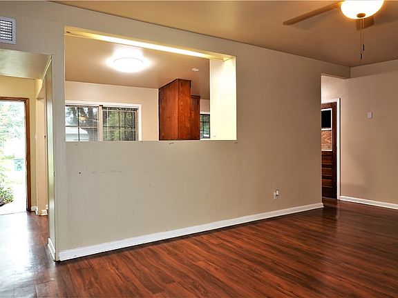 4th image of 620 Reynolds Ave