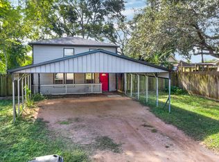 511 Bryan St, Angleton, TX 77515