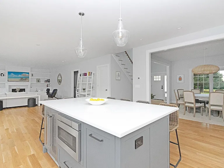 75 Clearview Ave — Photo 7
