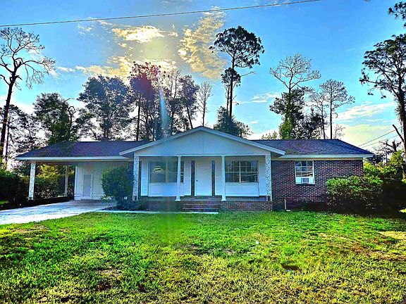 2nd image of 104 Forest Cir