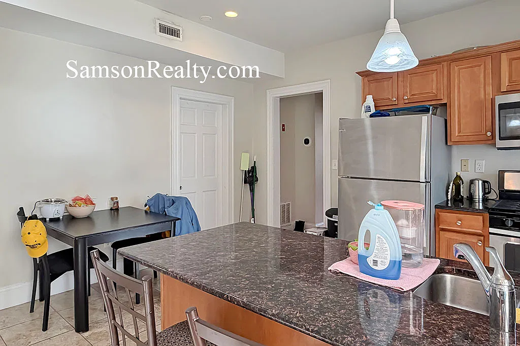 1 bed, 971 sqft, $2,800 — Photo 4