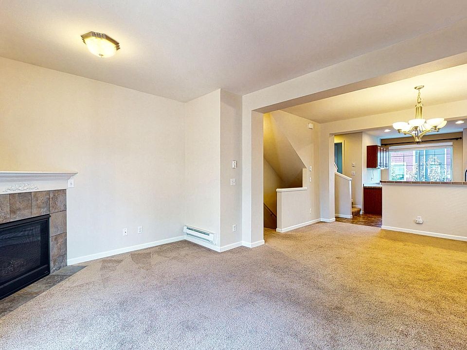 Living, dining, and kitchen