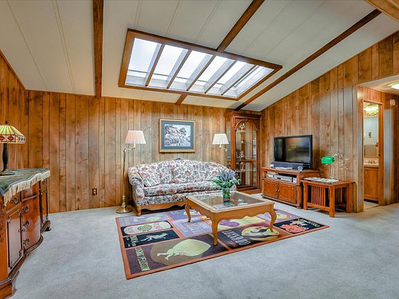 3rd image of 253 Mountain Springs Dr #253