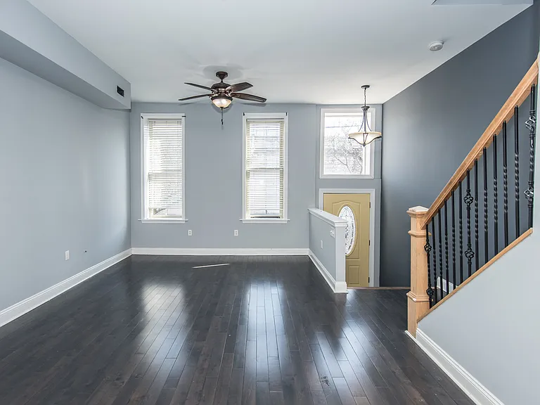 2316 E Lehigh Ave — Photo 5