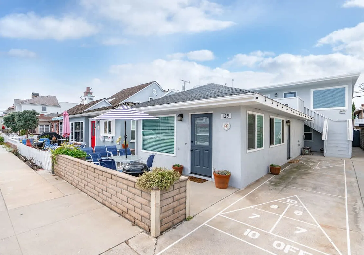 Balboa Island Duplex Near Ferry, Patio and Parking — Photo 1