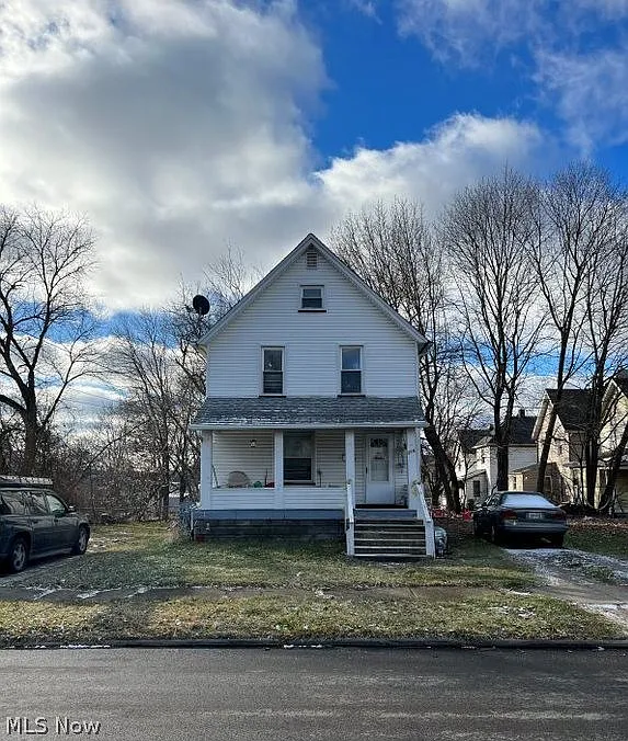 716 Washington Ave photo 1