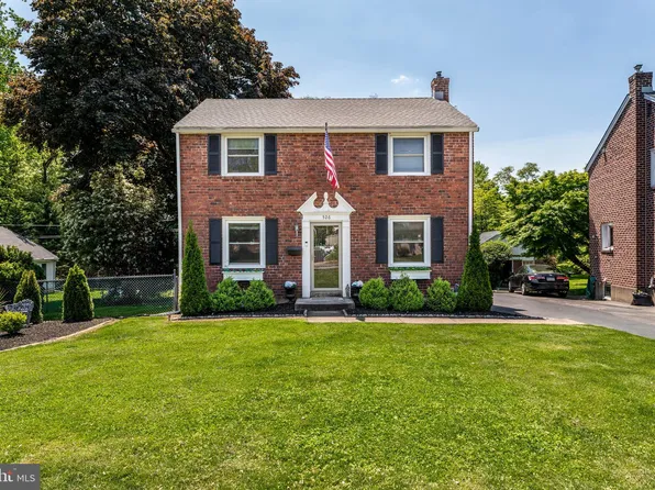 526 Springview Ln, Springfield, PA 19064