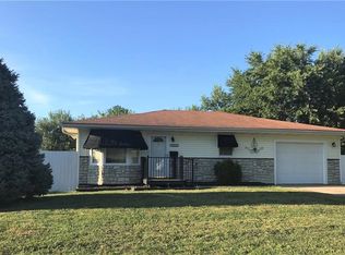 1921 Sacramento St, Saint Joseph, MO 64507