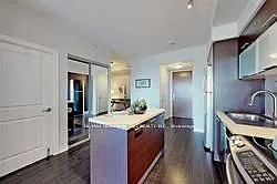 386 Yonge St W #3012 — Photo 16