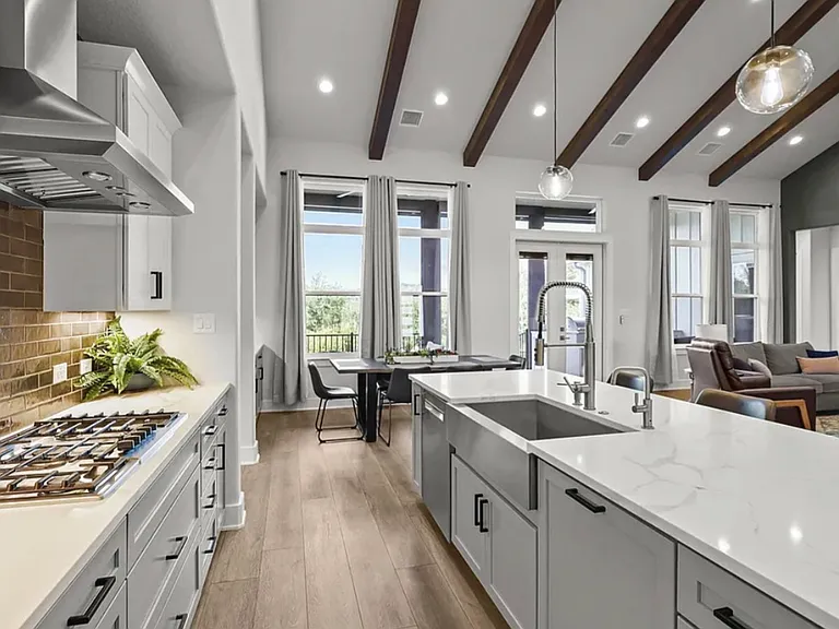 1032 Clear Water Cyn — Photo 16