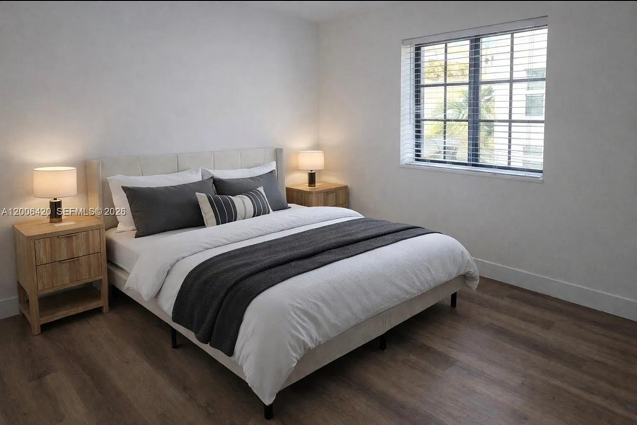 Polo Condo — Photo 1
