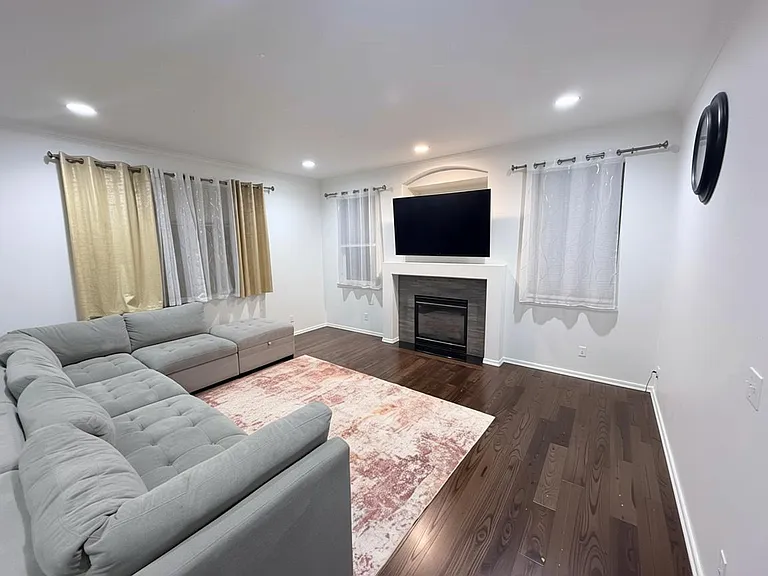 2622 Burley Dr — Photo 7