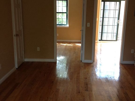 4th image of 10302 42nd Ave