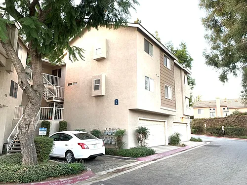 2410 N Towne Ave #3 Photo 1