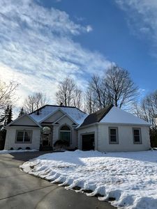 5349 Pine Slope Dr SW, Wyoming, MI, 49519