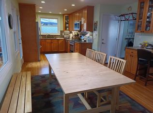 1147 Marcussen Dr, Menlo Park, CA 94025